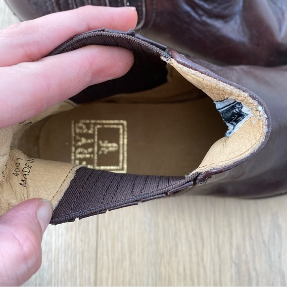 Frye Phillip Chelsea boots women's brown size 7 - Picture 6 of 7